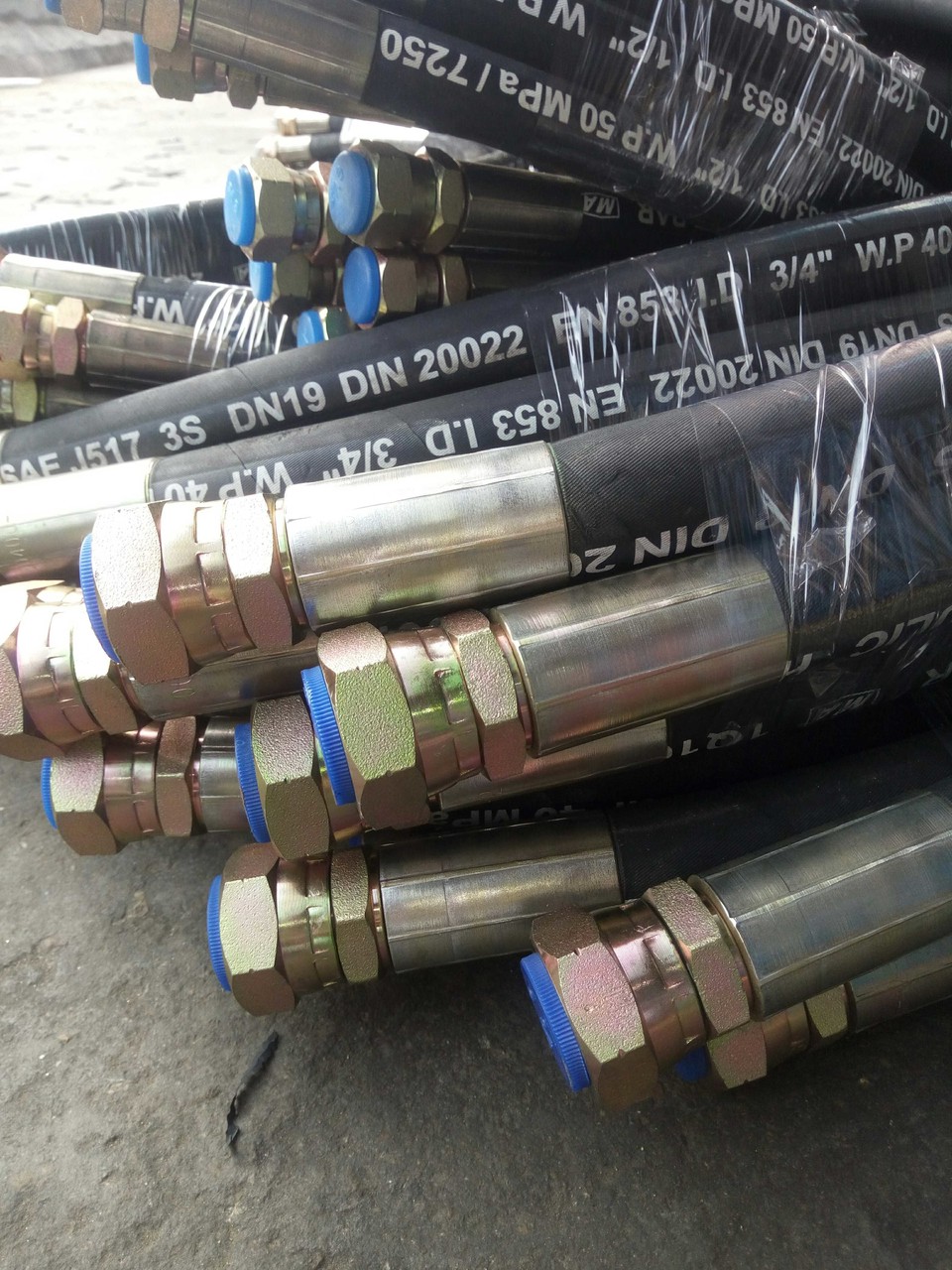 钢丝液压胶管总成