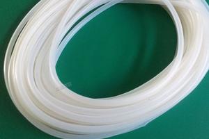 吊瓶蒸汽电熨斗进水管 吊瓶熨斗硅胶管 进水皮管耐高温皮管/米