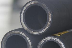 高压钢丝耐磨喷砂橡胶管