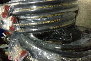 低价批发直销高压油管总成 胶管总成,钢丝编织软管,高温高压管 