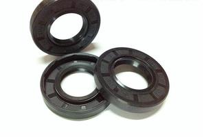 骨架油封 氟胶油封 进口油封 油封盖O型圈 各种密封件 