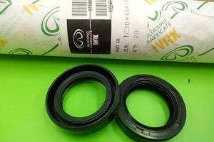 IVAK 丁青TC型骨架油封密封圈9X15/17/18/19/20/22/24/25X4/5/7