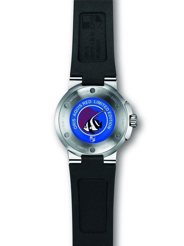 征服海洋 ORIS潜水表徜徉炎夏潜水季