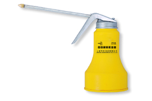 高档硬管机油壶