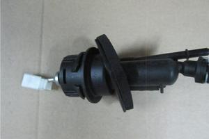 长安马自达3马三马五M3/M2进口马3离合器总泵 纯正原厂 